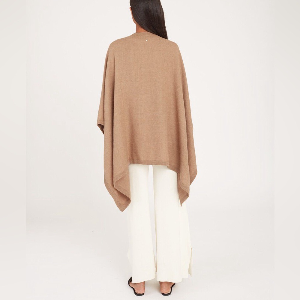 Cuyana Baby Alpaca Square Edge Cape - Picture 4 of 10